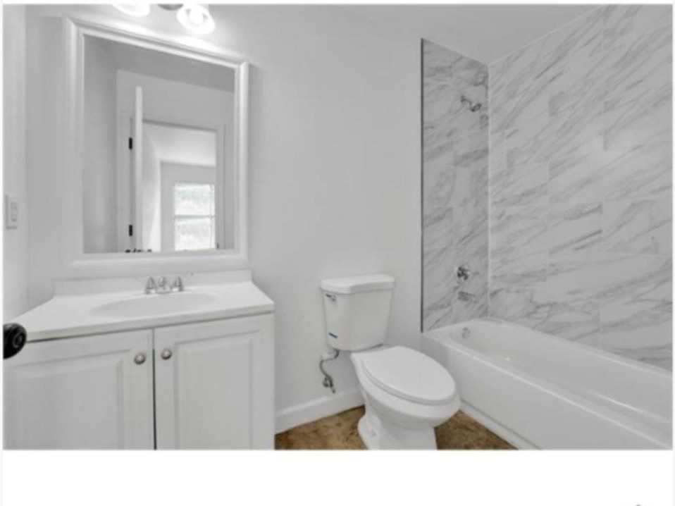 2855 Choctaw Avenue, Unit B - Photo 4 of 5