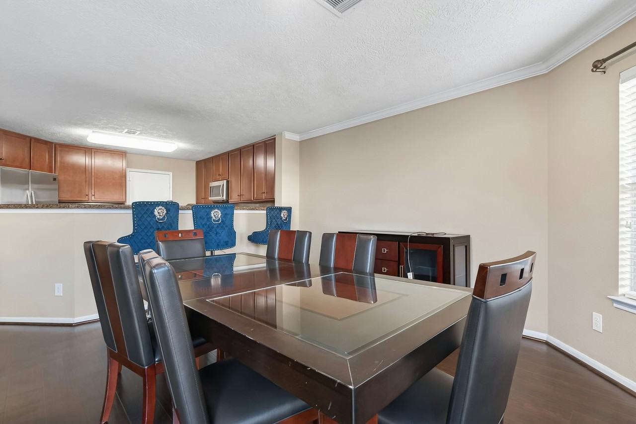 18110 Rexine Lane - Photo 5 of 50