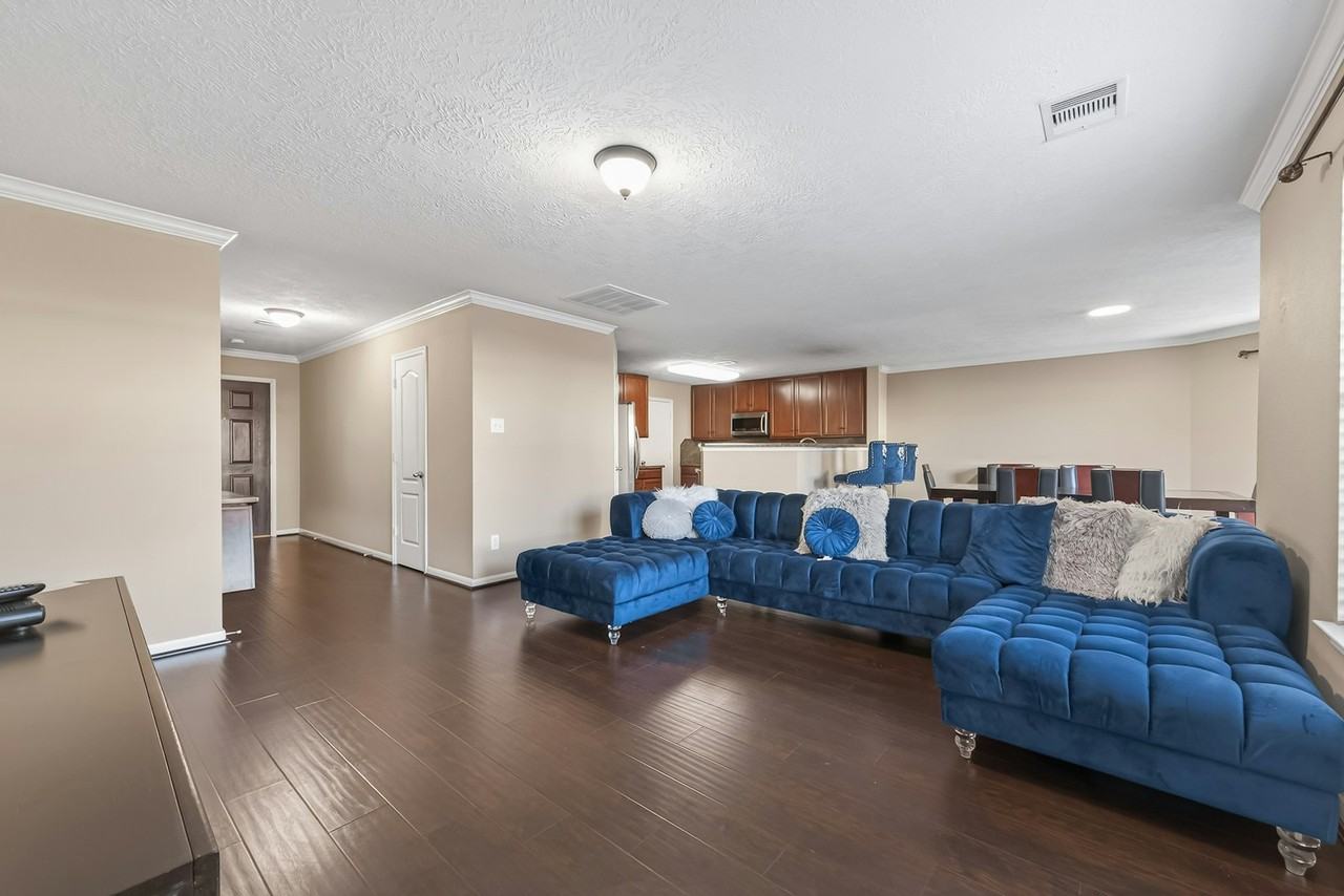 18110 Rexine Lane - Photo 6 of 50