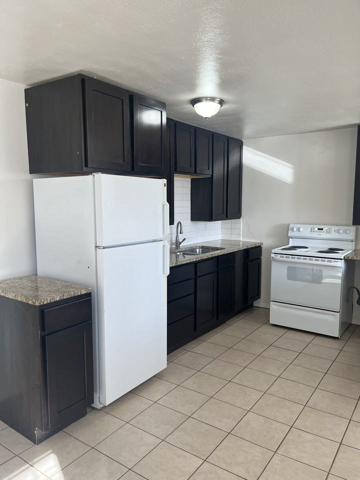 R - 275 N 100 W - HC - Photo 6 of 22