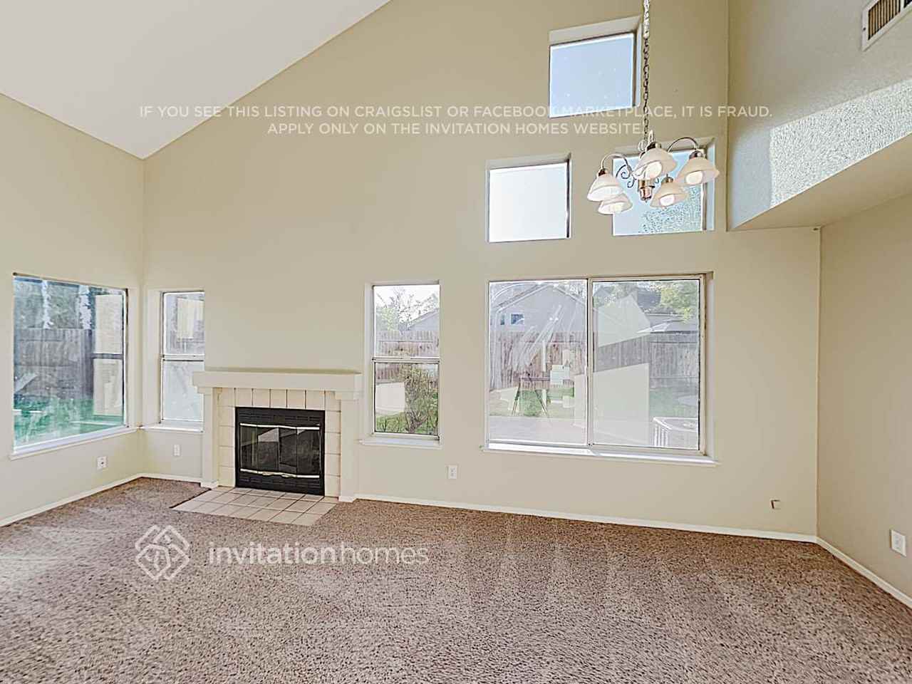 8622 Aspen Ridge Court - Photo 5 of 18