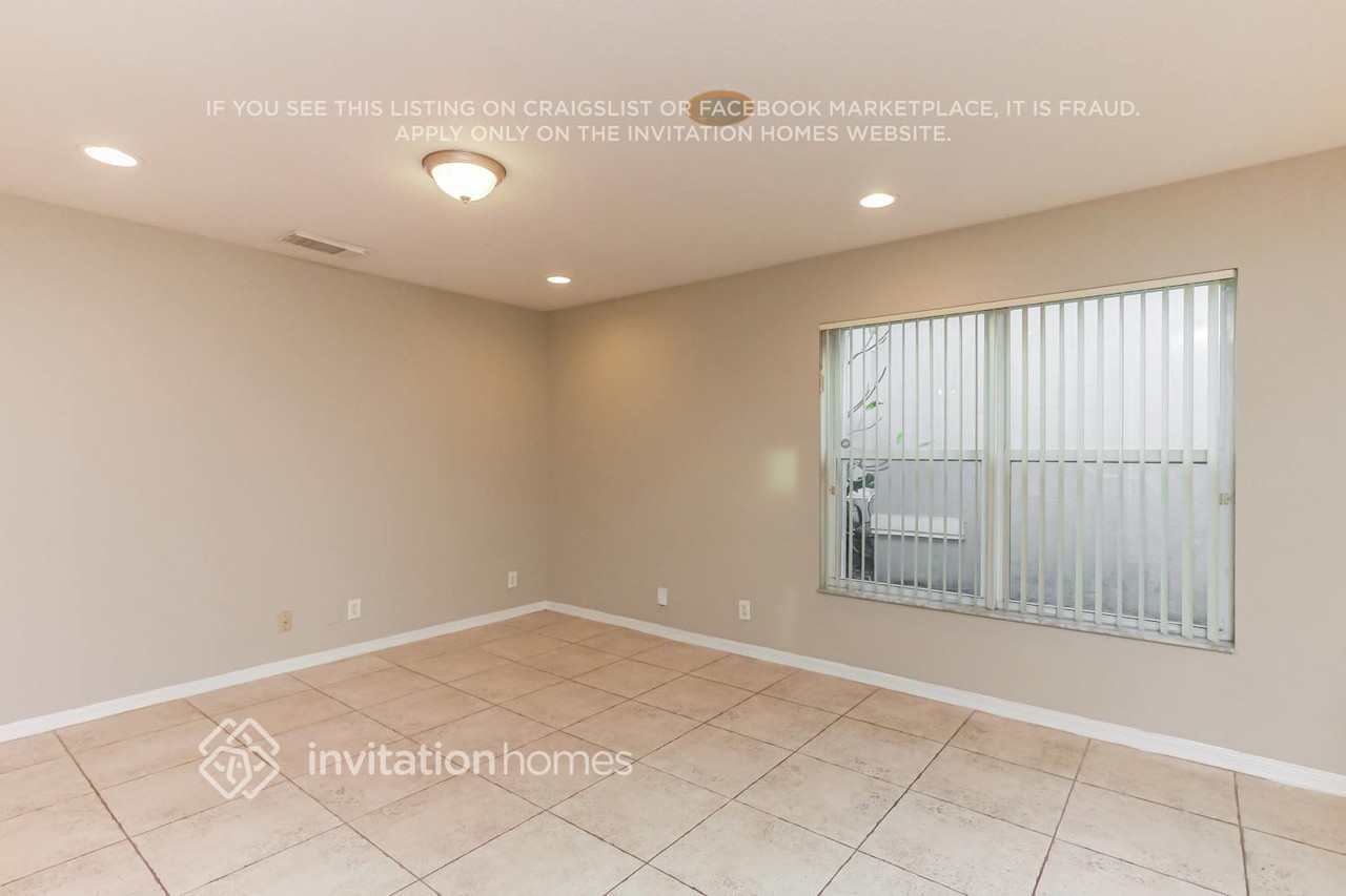 3580 Sw 51st St - Photo 7 of 18
