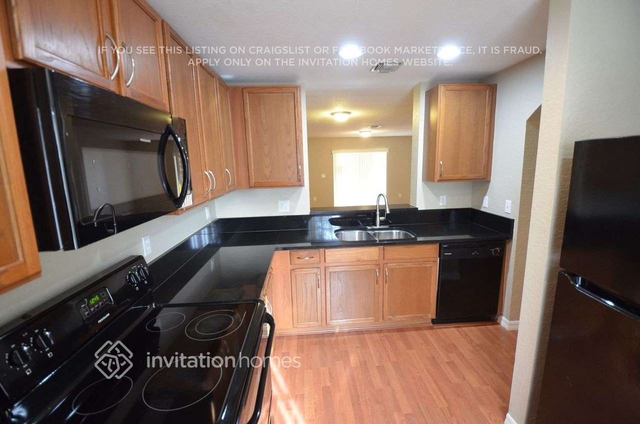 5958 London Road - Photo 3 of 11