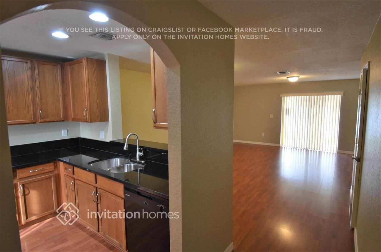 5958 London Road - Photo 4 of 11