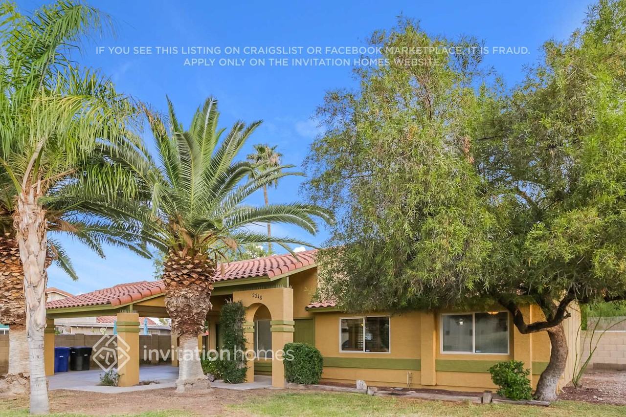 2218 West Knox Road - Photo 2 of 16