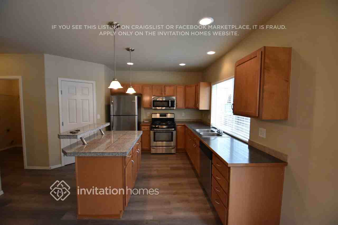 15329 87th Ave E - Photo 6 of 19