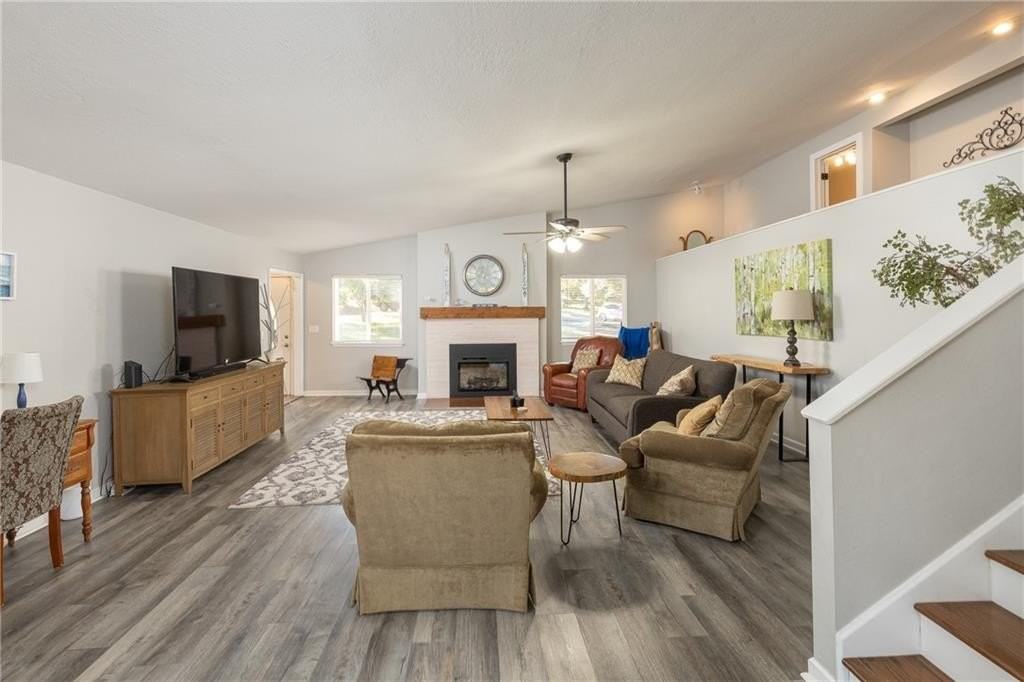 12 Itetbury Lane - Photo 2 of 31