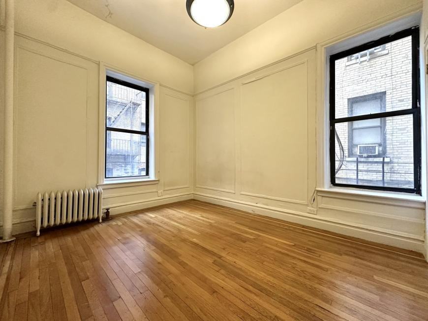 664 W 163rd St - Photo 6 of 9