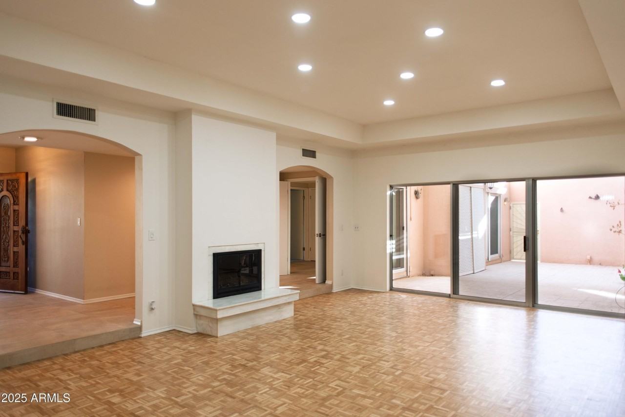 6945 E Glenrosa Ave - Photo 6 of 29