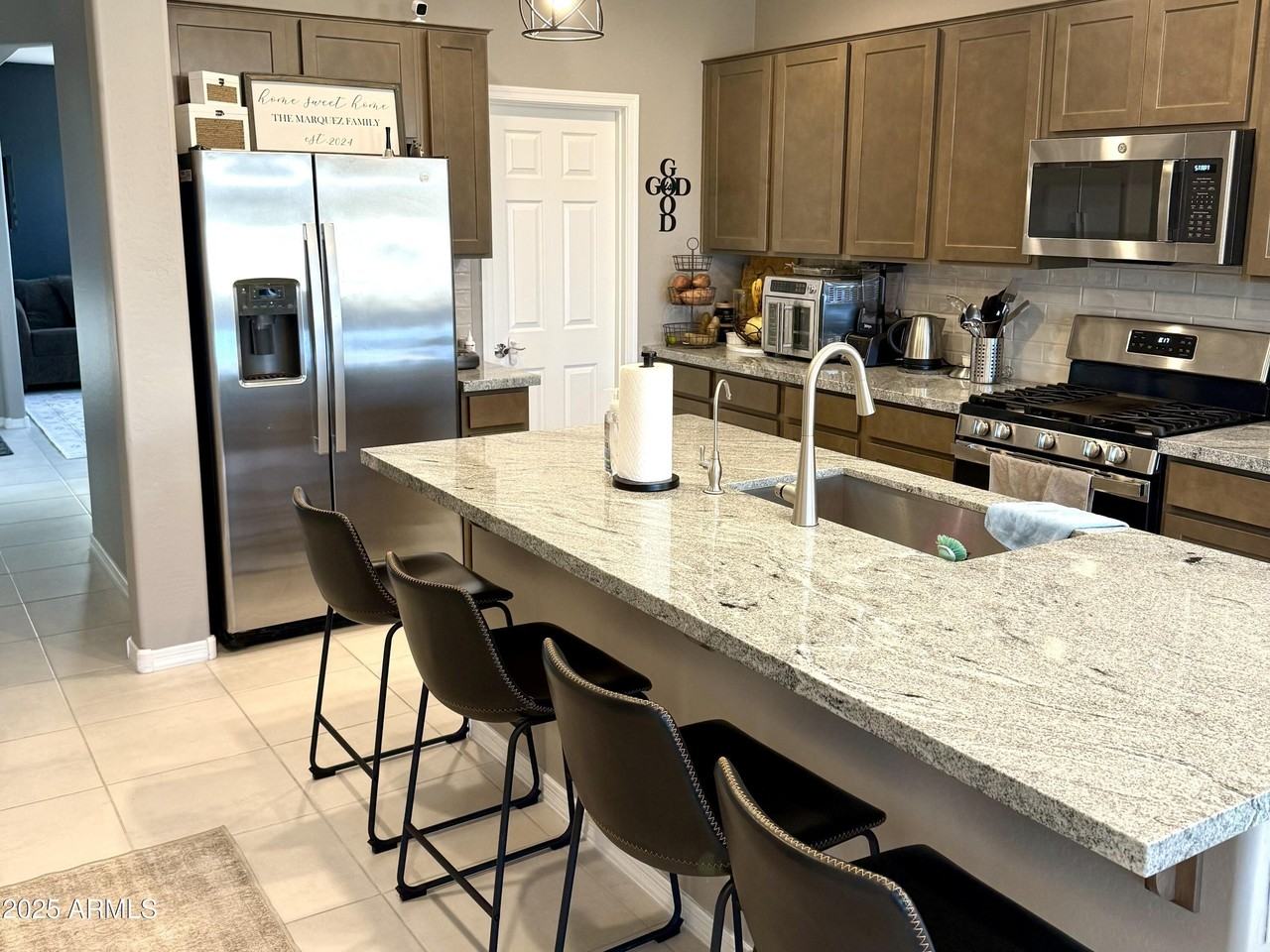 37752 North Bridlewood Lane - Photo 2 of 13