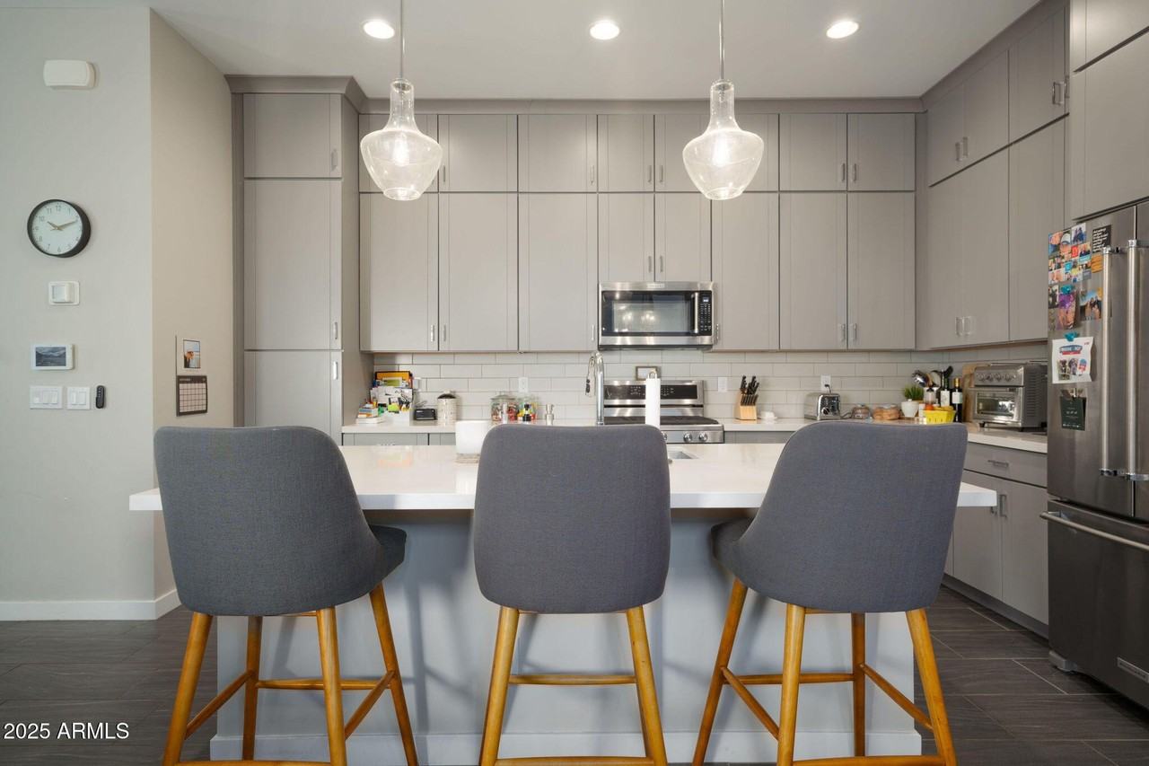 6301 North 12th Street #6 - Photo 4 of 18