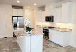 featured image of 1912 E Rosemary Dr