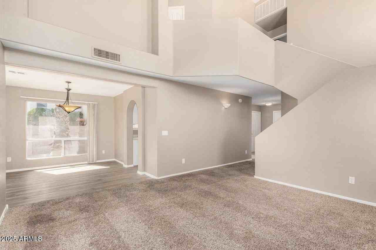 3719 East Inverness Avenue #14 - Photo 7 of 30