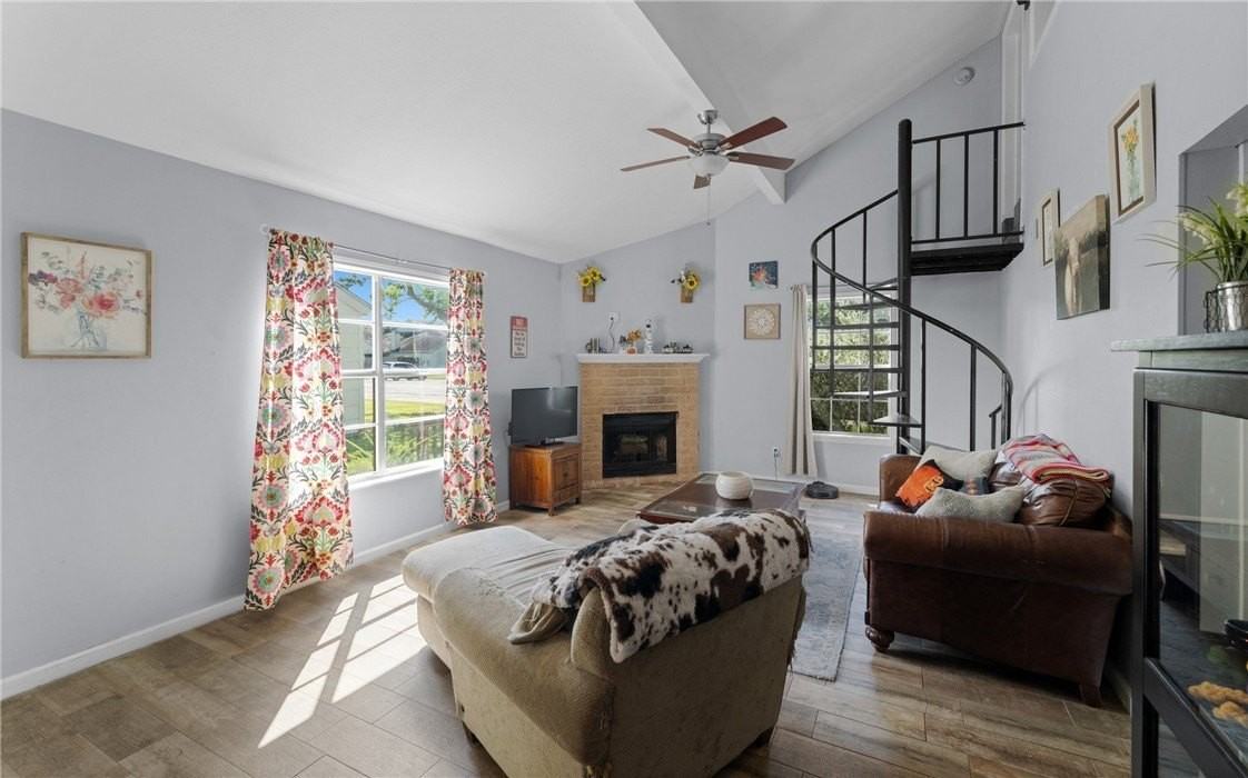 7202 The Mansions Drive #H3 - Photo 4 of 11