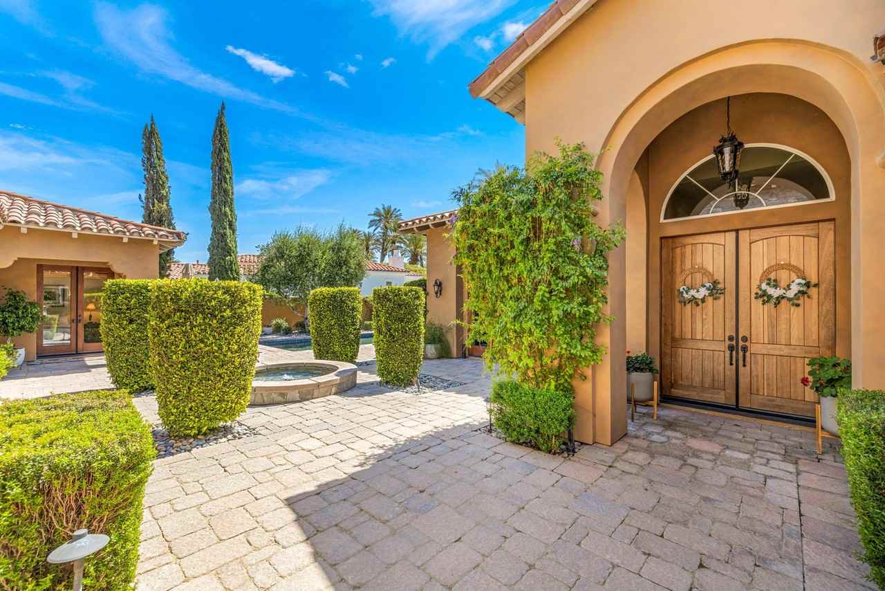 56025 Village Drive - Photo 7 of 50