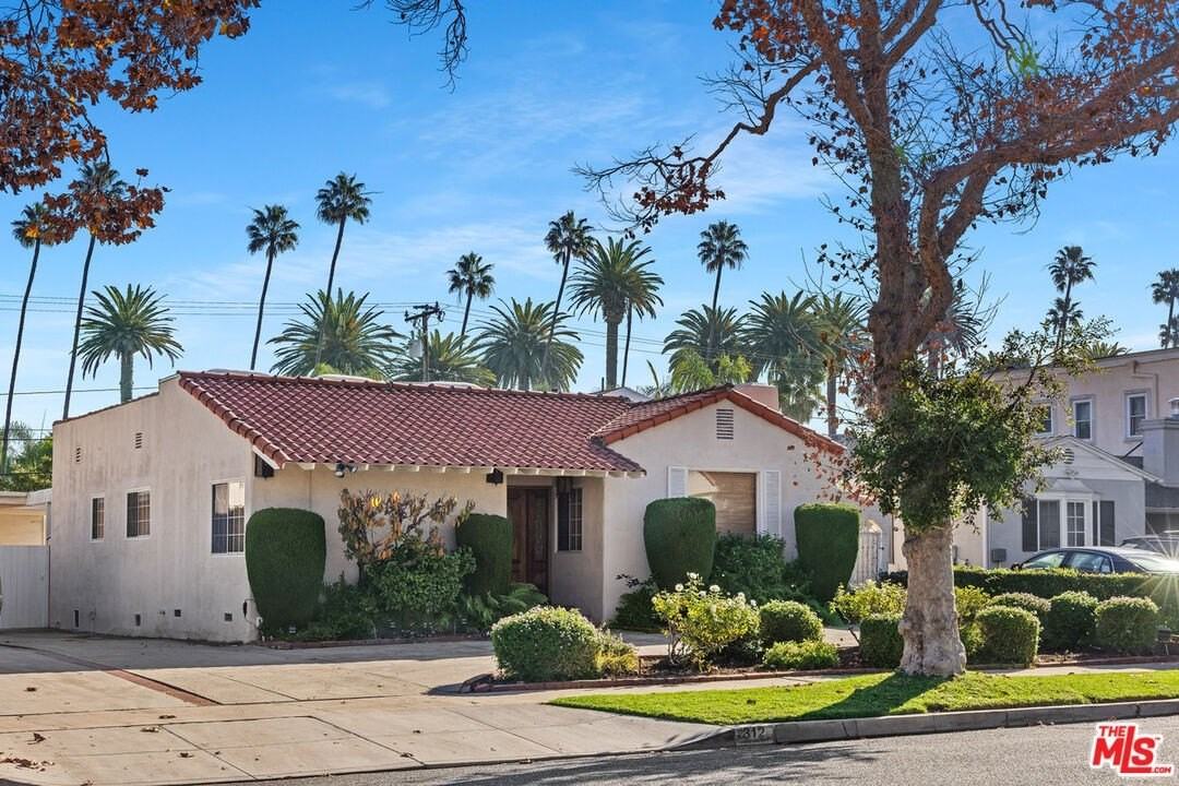 312 South Maple Drive - Photo 2 of 29