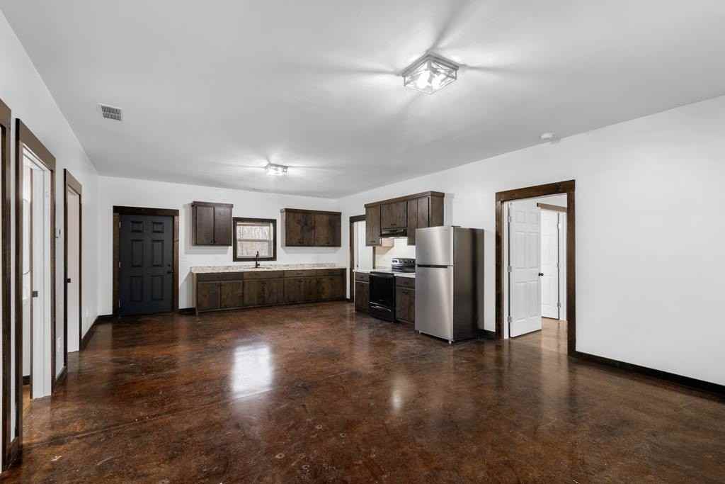 620a Stiles Road - Photo 3 of 21