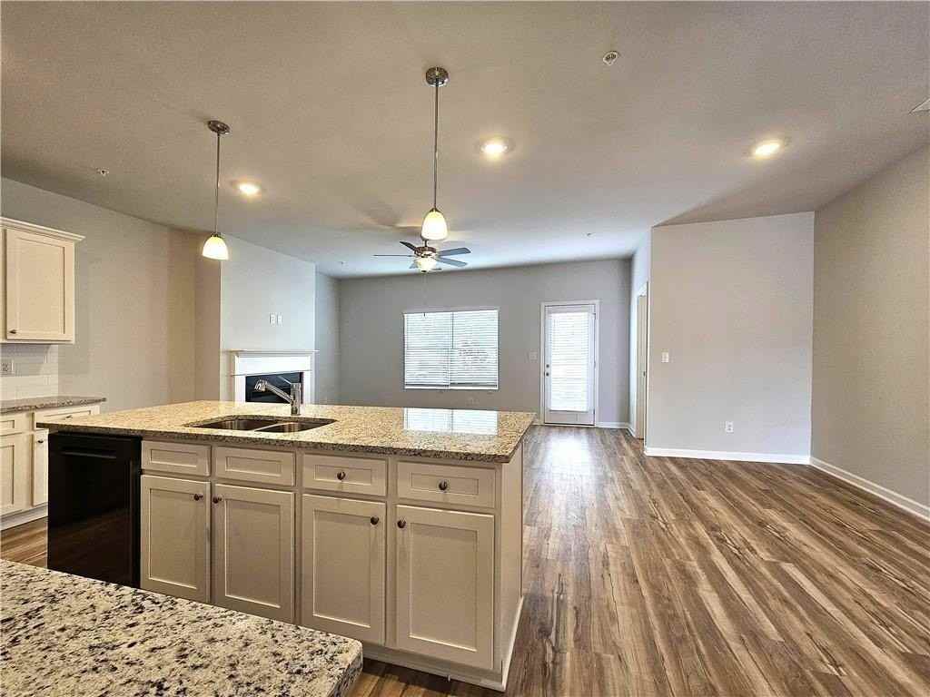 334 Lanier Circle - Photo 5 of 23