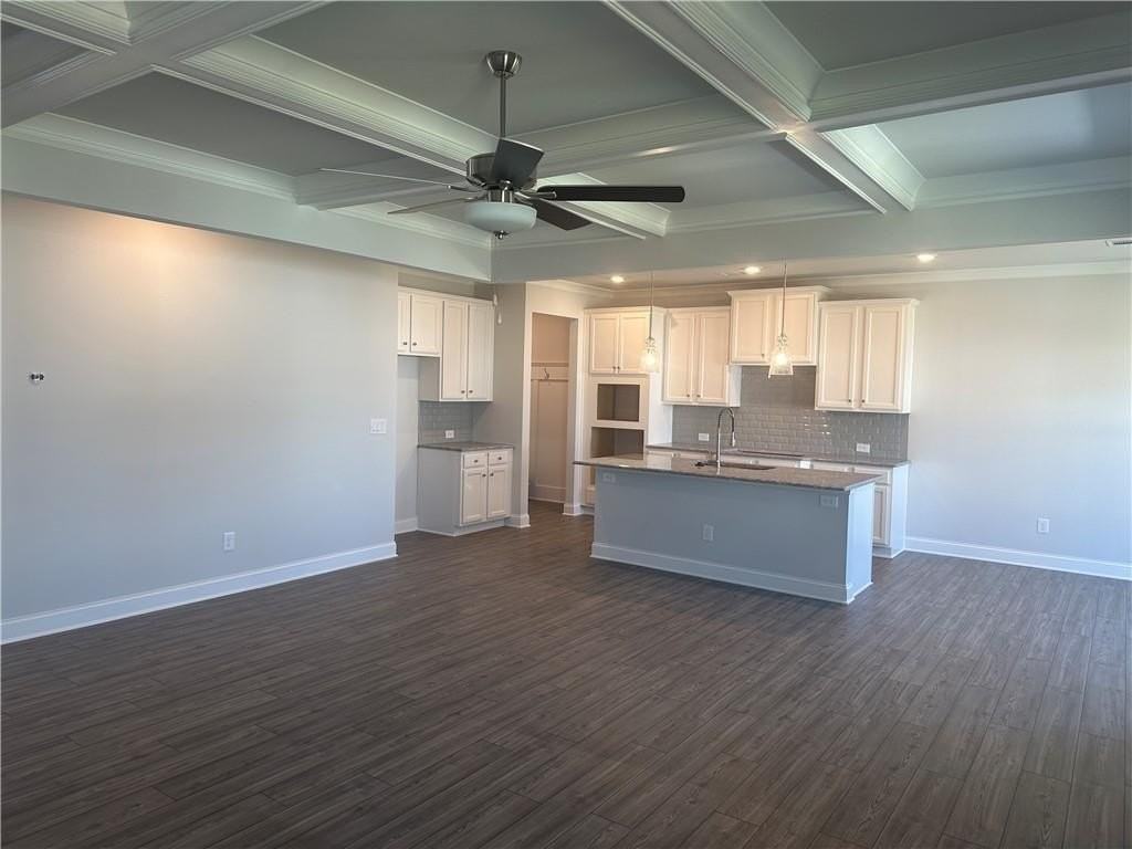 1752 Dover Creek Ln - Photo 7 of 34