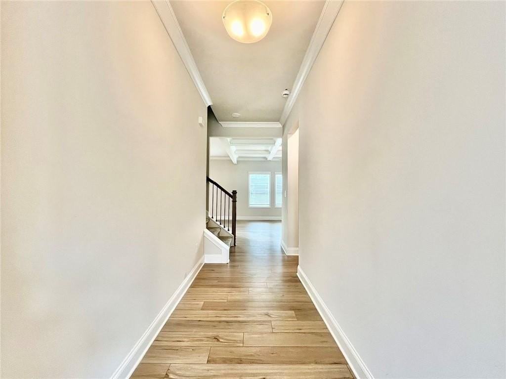 1702 Dover Creek Ln - Photo 3 of 39