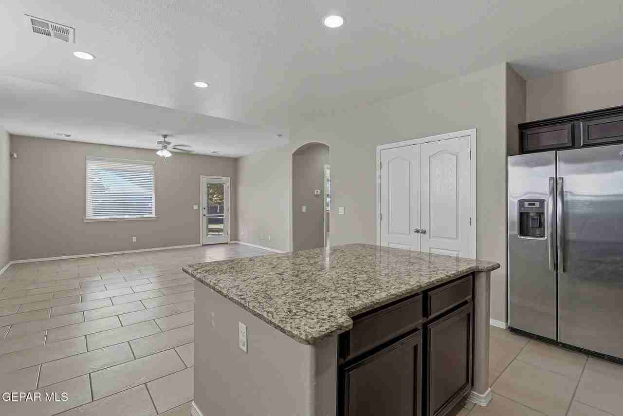 4809 Gabriel Anthony Place - Photo 5 of 25