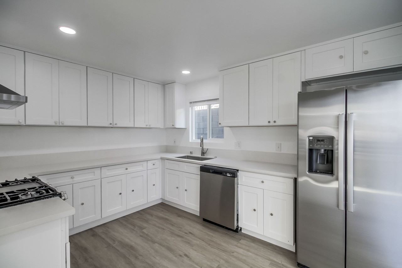 4412 Highland Avenue #4 - Photo 3 of 15