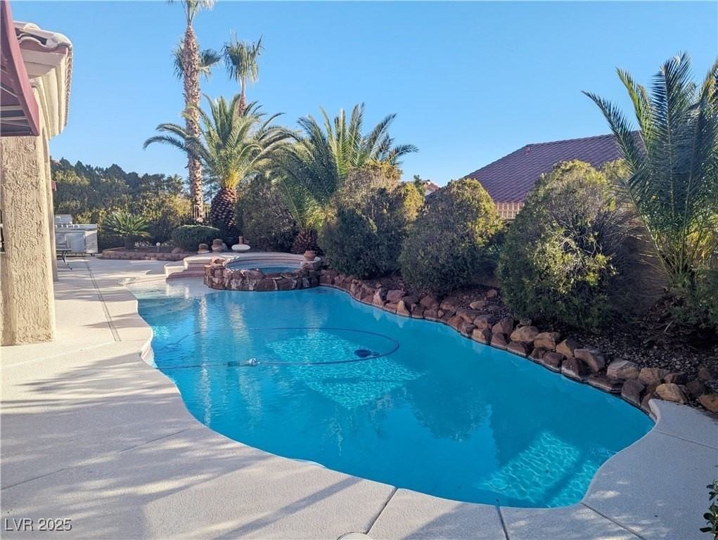 2766 Hartwick Lane - Photo 2 of 27