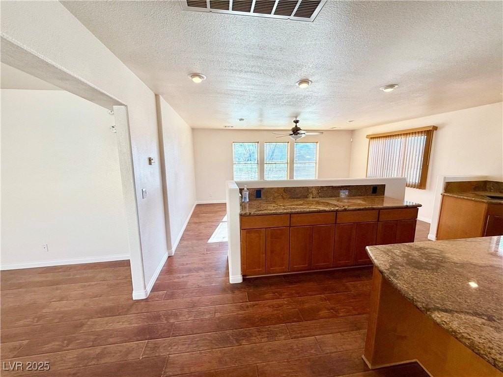 1100 Dollar St - Photo 7 of 28