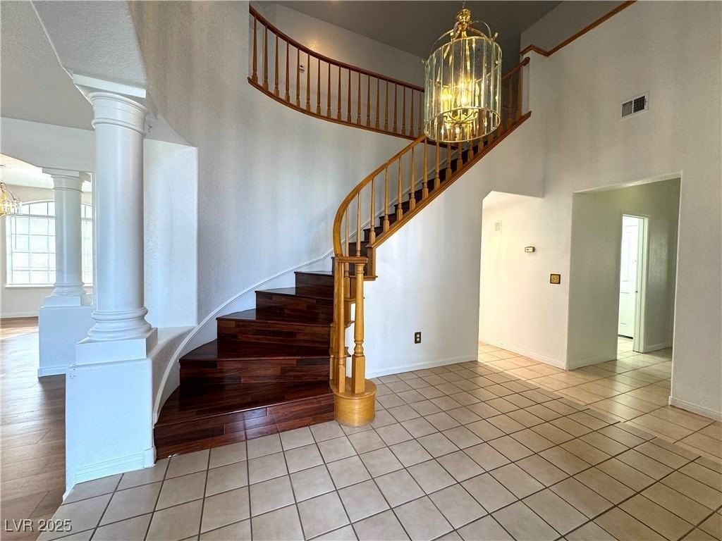 7913 Waterfalls Avenue - Photo 4 of 45