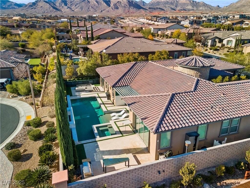 12143 Dorada Coast Avenue - Photo 5 of 42