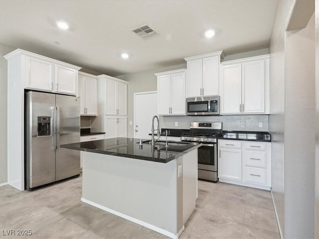 6270 Cappadocia Street - Photo 7 of 28