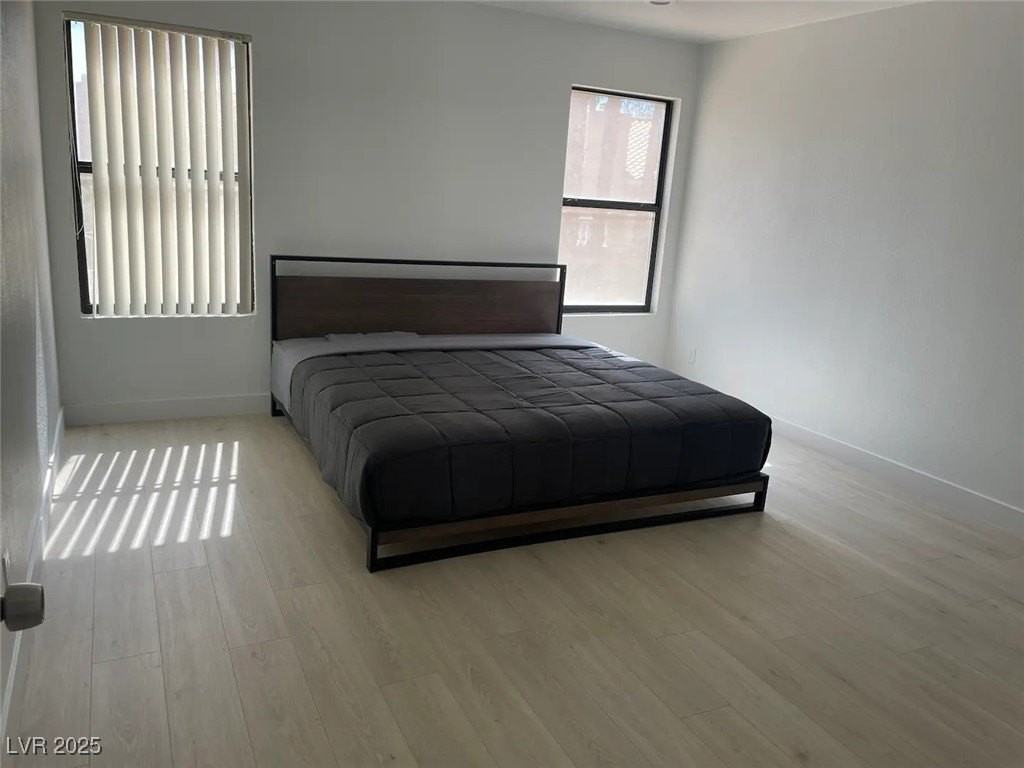 3004 Ocean View Drive - Photo 5 of 27