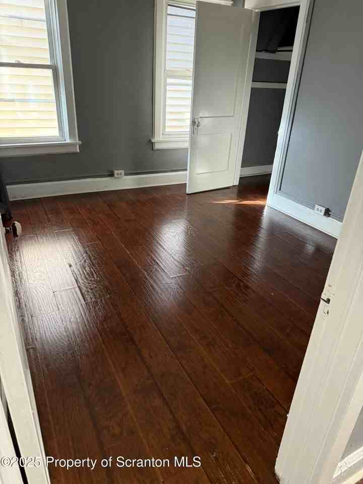 834 Monroe Ave 2nd Fl #2ndFL - Photo 6 of 13