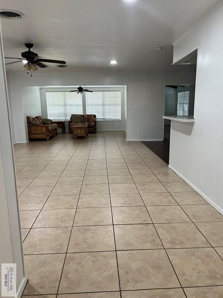 5619 La Luna Circle - Photo 4 of 24