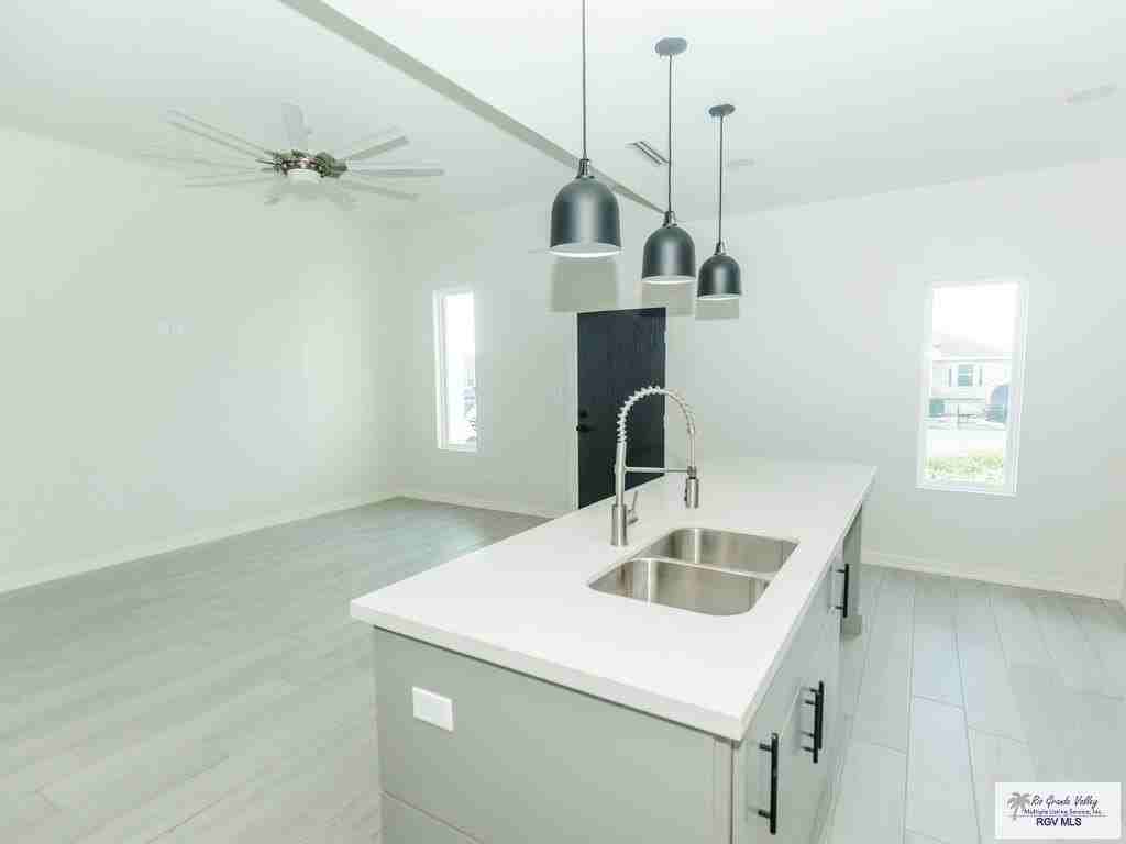 684 Marrs Avenue - Photo 4 of 10