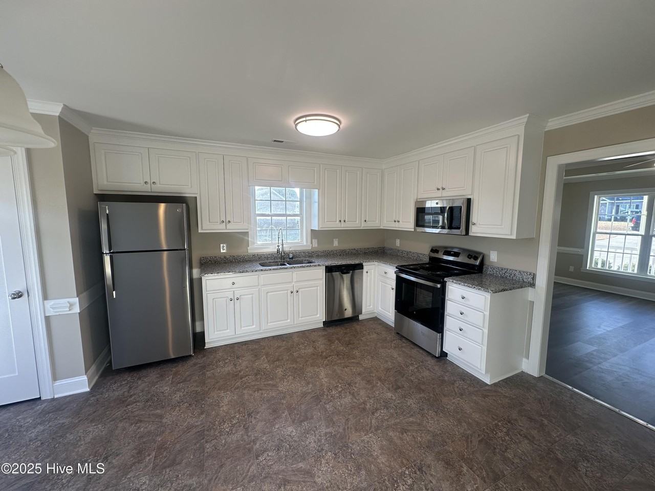 7227 Michelle Road - Photo 7 of 12