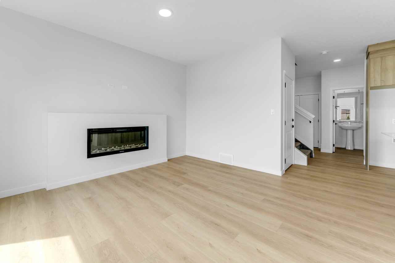 2 Edmonton Avenue #2 - Photo 3 of 10