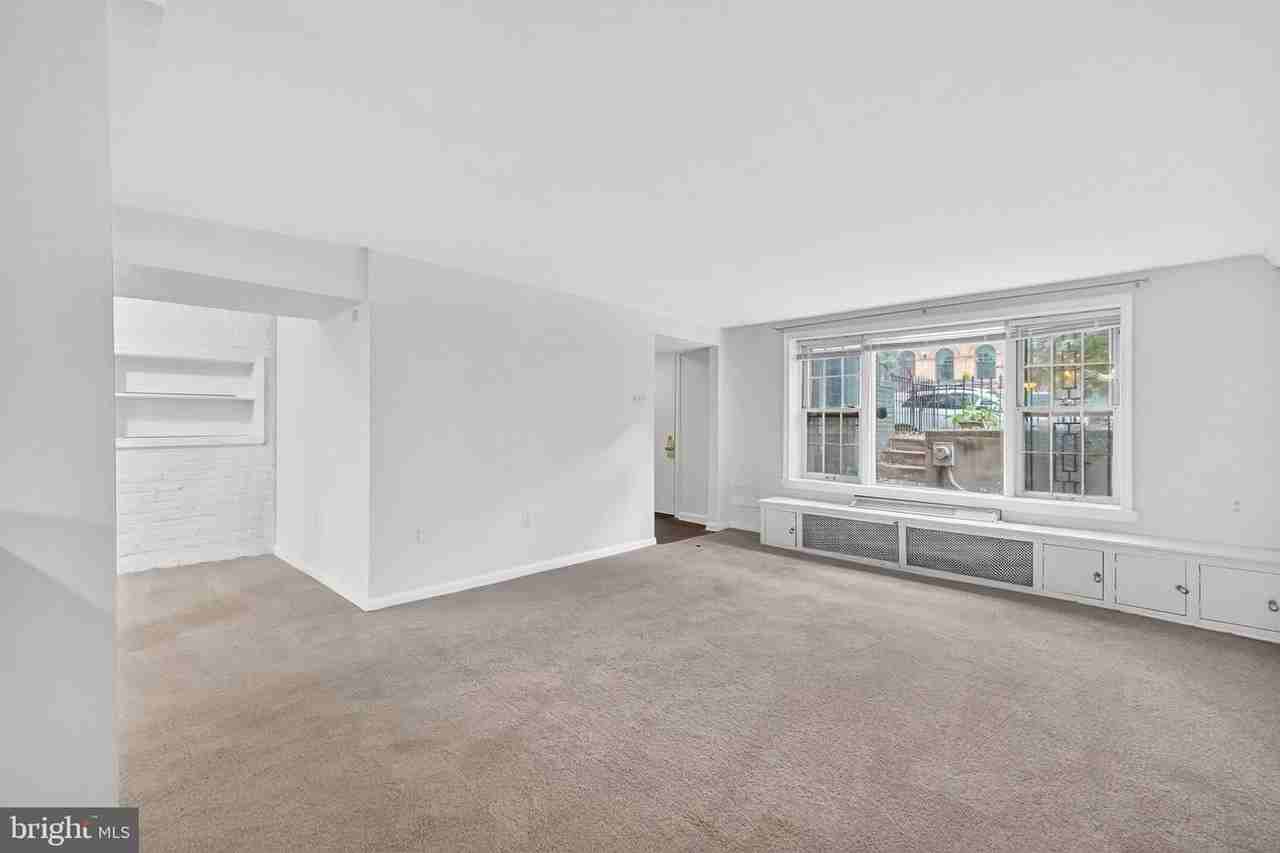 1745 Lanier Place Northwest - Photo 7 of 22