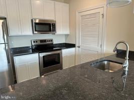 featured image of 1033 West Bridge Street