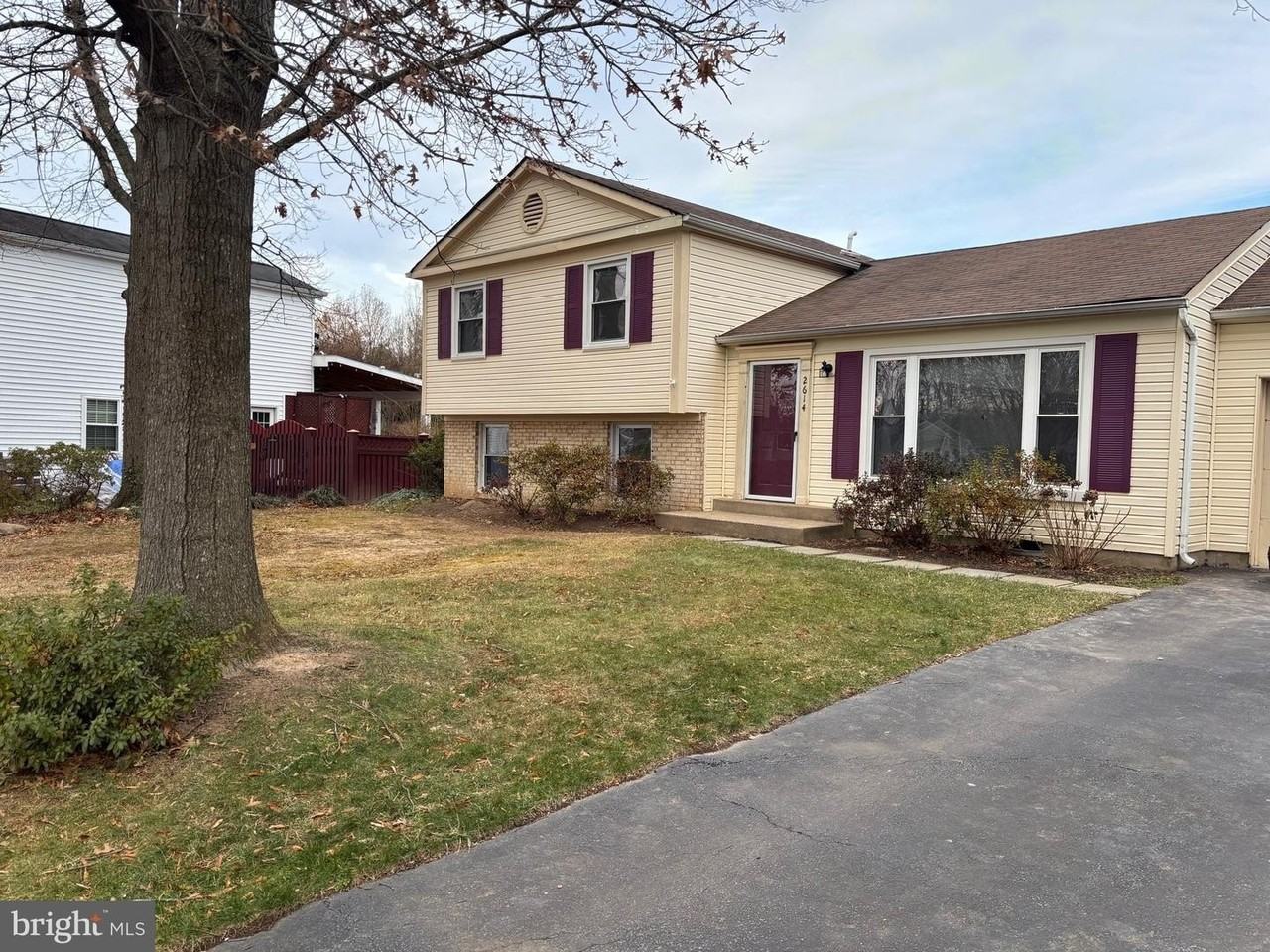 2614 Armada Street - Photo 4 of 23