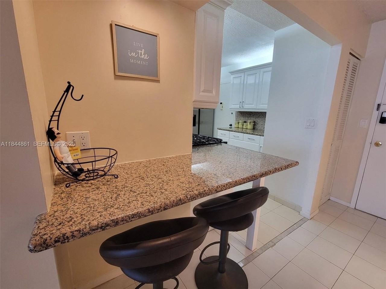 3140 S Ocean Dr #1102 - Photo 2 of 30