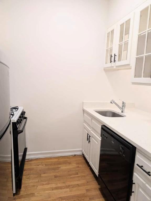 443 West 50th Street - Photo 3 of 10