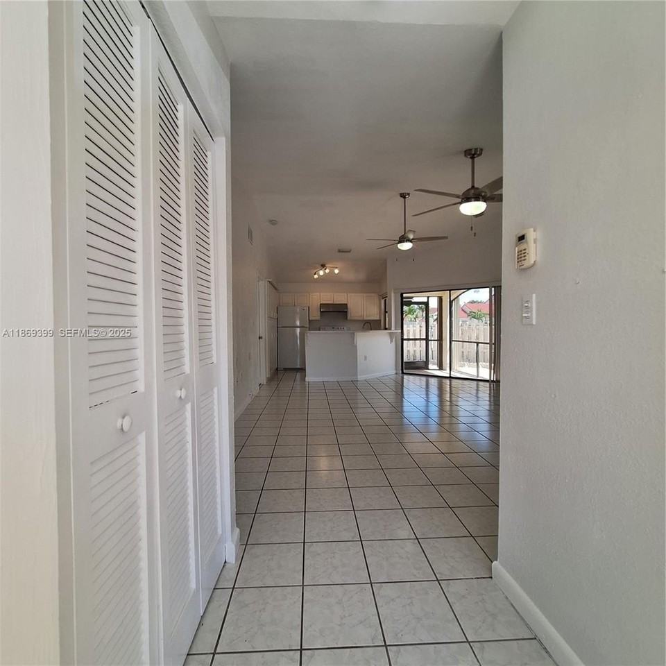 3214 San Remo Circle - Photo 3 of 24