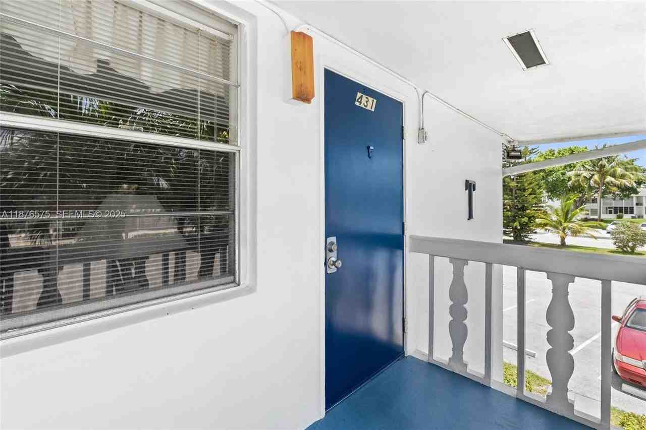 431 Markham T #431 - Photo 2 of 30