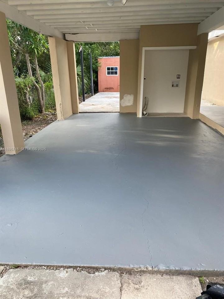 1115 9th St #A - Photo 7 of 7