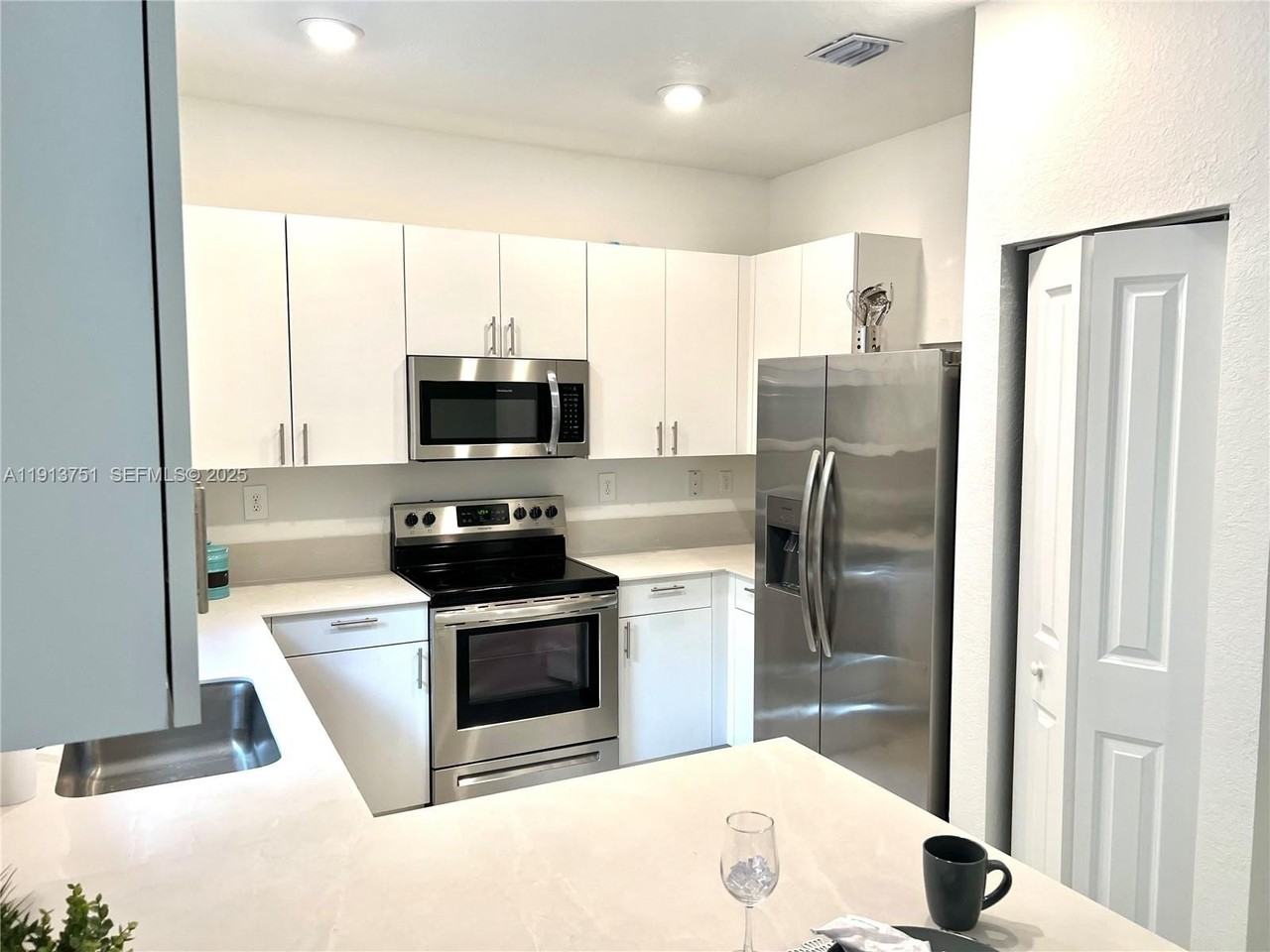 23250 Southwest 314th Terrace - Photo 3 of 31