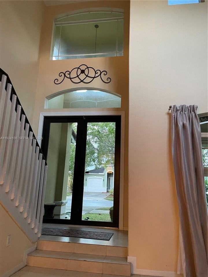 20774 Southwest 90th Place - Photo 3 of 15