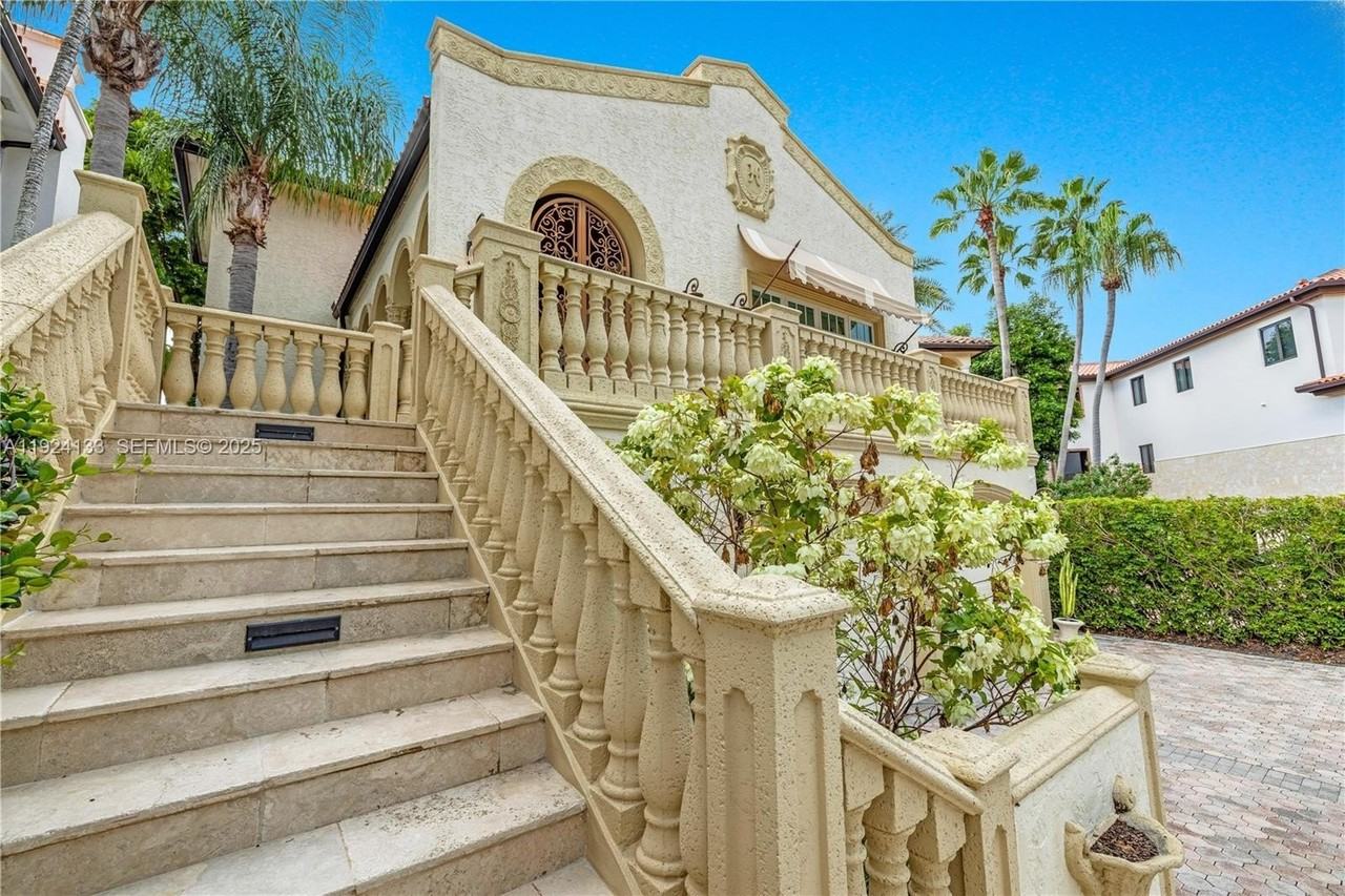 13671 Deering Bay Drive #0 - Photo 2 of 50