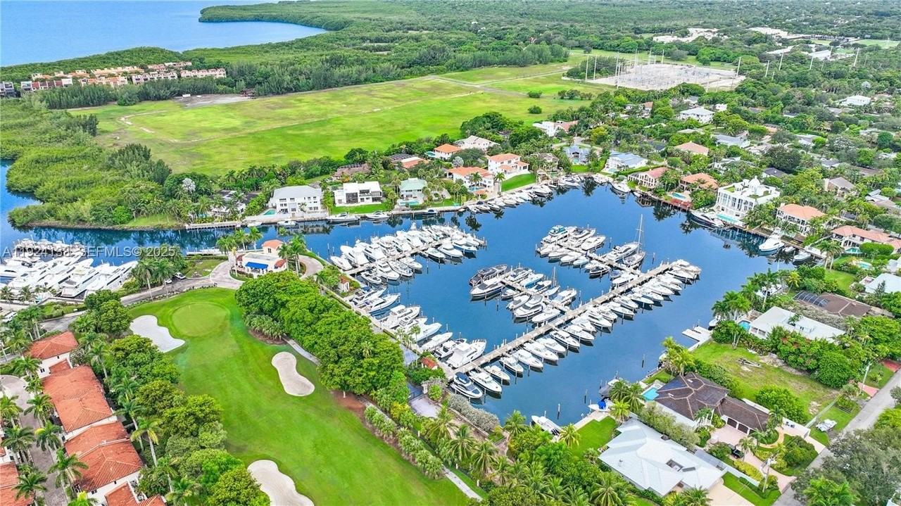 13671 Deering Bay Drive #0 - Photo 6 of 50