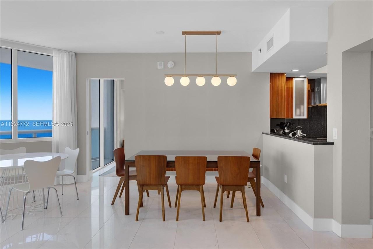 2711 South Ocean Drive #2701 - Photo 5 of 50